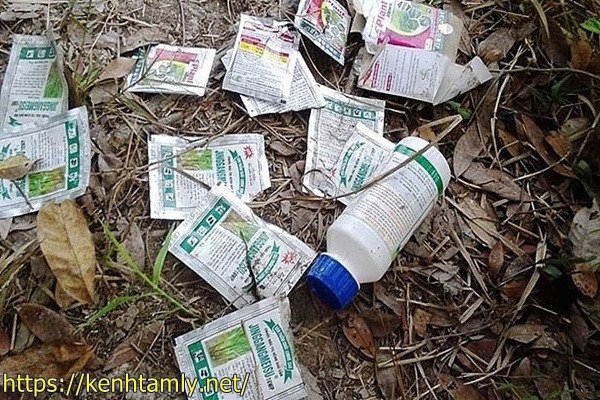 tổng quan r&aacute;c thải n&ocirc;ng nghiệp