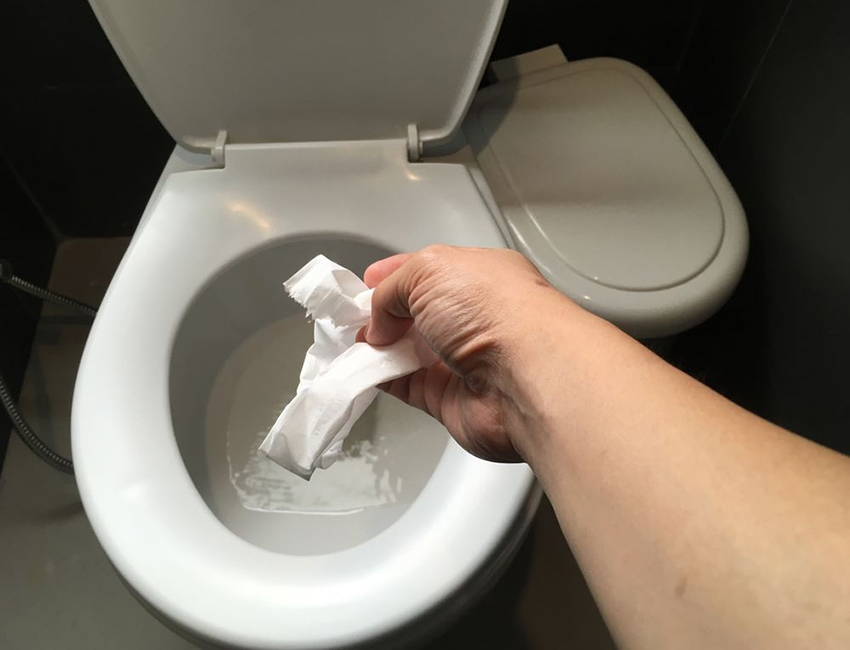 Nguy&ecirc;n nh&acirc;n bồn cầu bị tắc, bị nghẹt