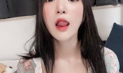 [CÓ LINK] Clip In Kyung lộ clip nóng không mặc đồ uốn éo cực sexy