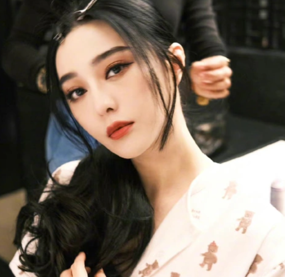 C&ocirc; xuất hiện trong bom tấn X-Men: Days of Future Past