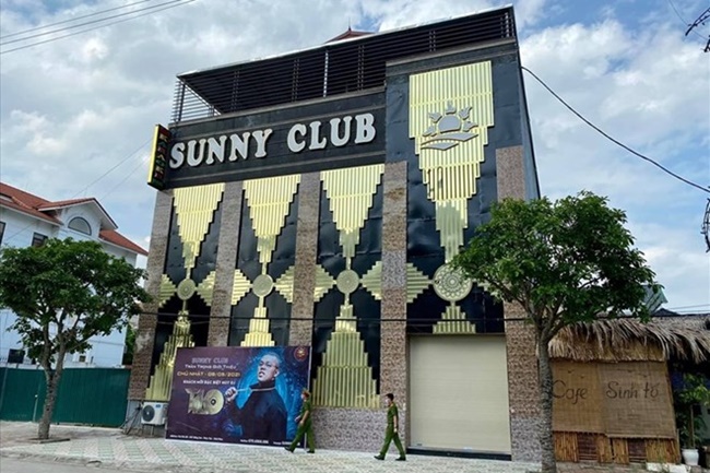 Clip n&oacute;ng Sunny club