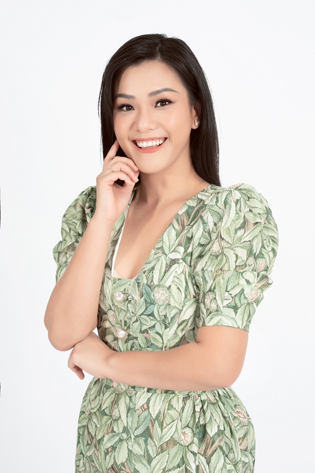 Ca sĩ Phương Vy v&agrave; chồng con