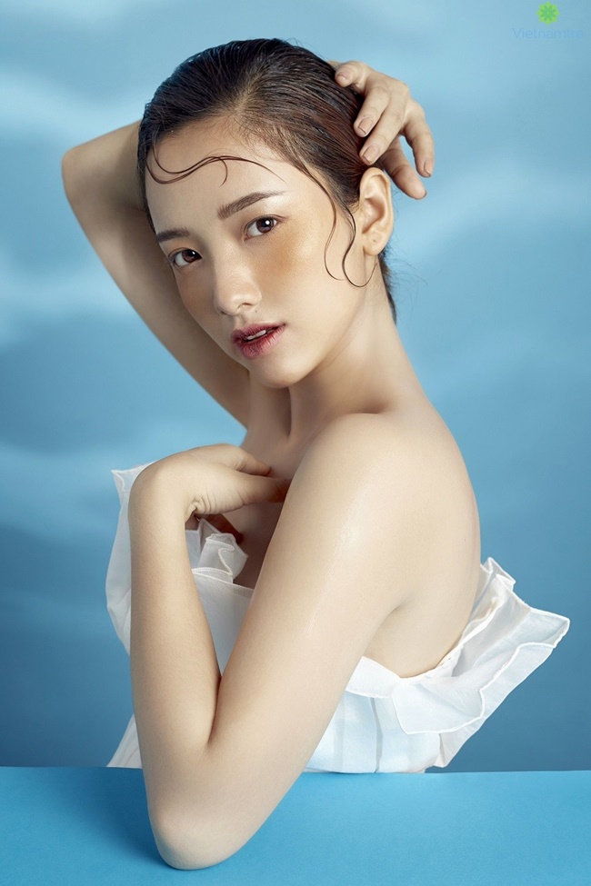 ảnh diễn vi&ecirc;n h&agrave;i Gia Linh