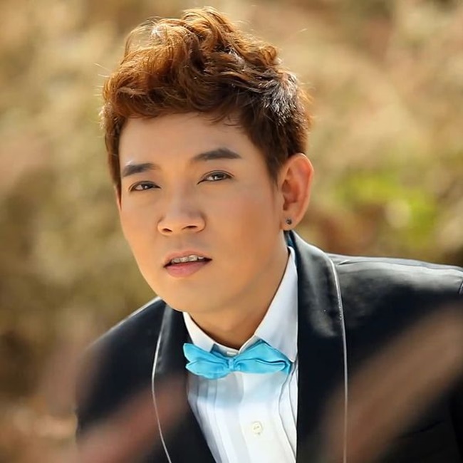 đo&agrave;n việt phương điển trai