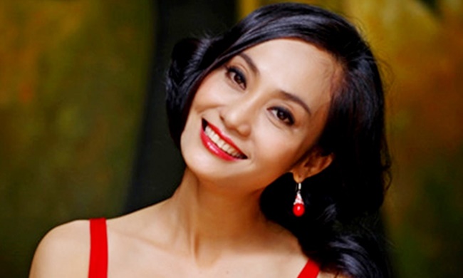 hạnh th&uacute;y v&agrave; gia đ&igrave;nh