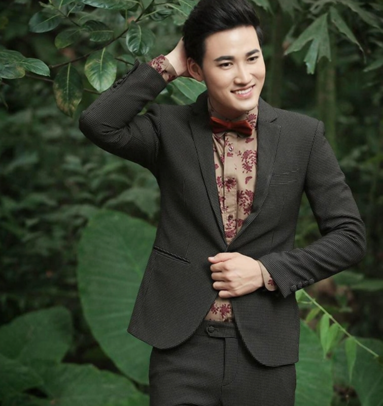 Nghệ sĩ H&agrave; Tr&iacute; Quang