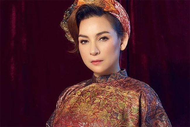 Ca sĩ Phi Nhung v&agrave; con đường sự nghiệp