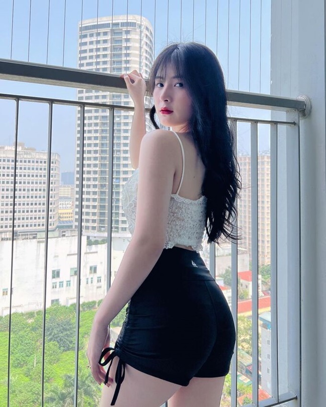 Tiểu sử Quỳnh Alee