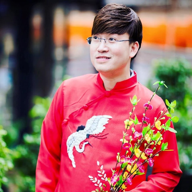 Ca sĩ Sỹ Luân lộ clip