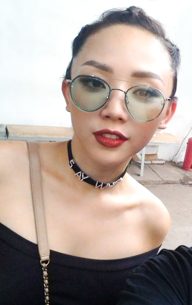 Ca sĩ T&oacute;c Ti&ecirc;n xinh đẹp