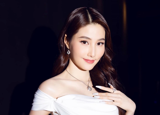 diễm my 9x diễn xuất l&uacute;c nhỏ