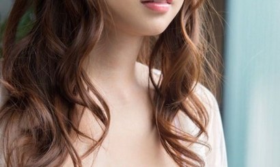 Tiểu sử diễn viên JAV Minori Hatsune - Nữ thần ngành phim 18+