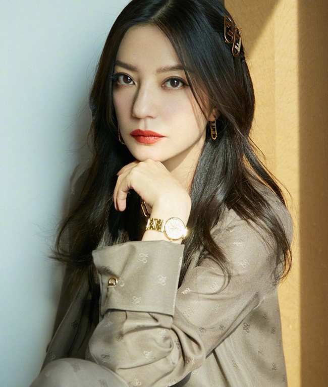 nh&agrave; sản xuất phim Triệu Vy