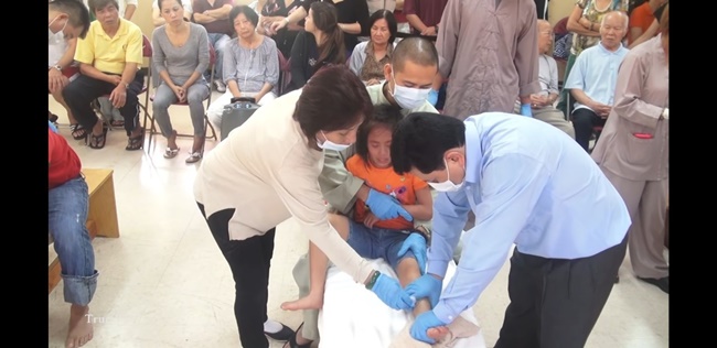 Lương y V&otilde; Ho&agrave;ng Y&ecirc;n