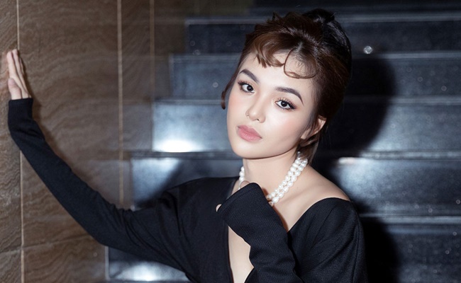 Diễn vi&ecirc;n Yeye Nhật Hạ