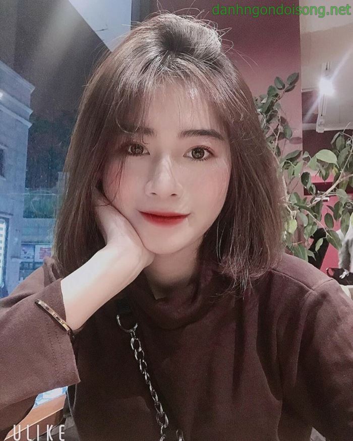 Top ảnh gái xinh đeo mắt kính dễ thương