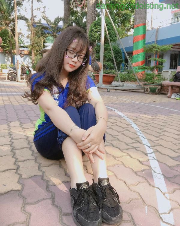 Ảnh gái xinh tóc ngang vai 2k9