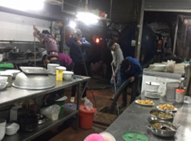 h&uacute;t bể mỡ nh&agrave; h&agrave;ng, kh&aacute;ch sạn TPHCM