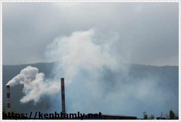 Kh&iacute; thải từ nồi hơi đốt dầu