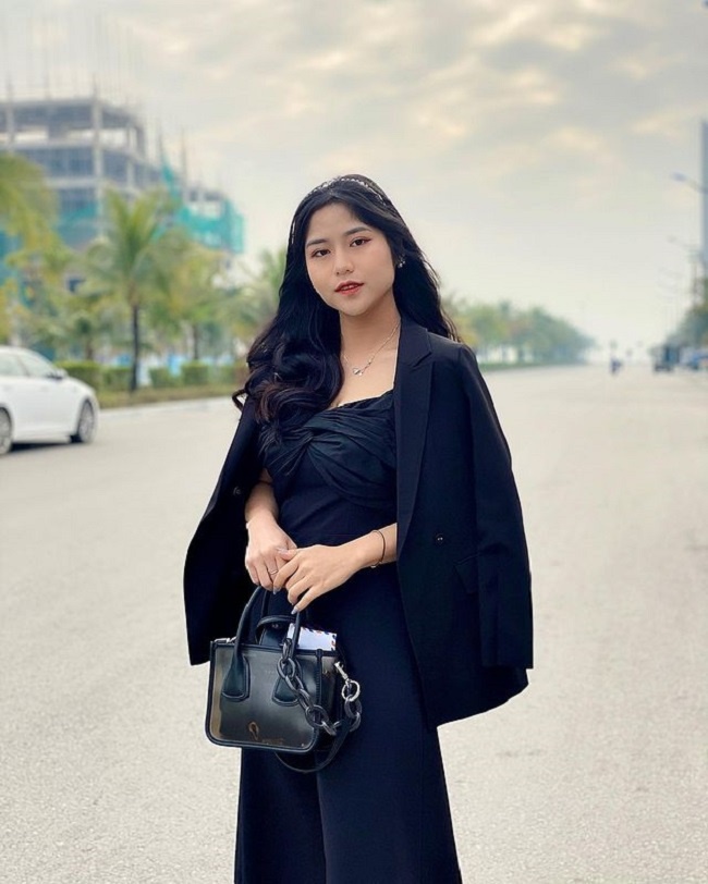 Hường bear quên tắt livestream 18